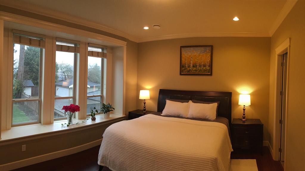 Bed and Breakfast Imperial House Бернаби Номер фото